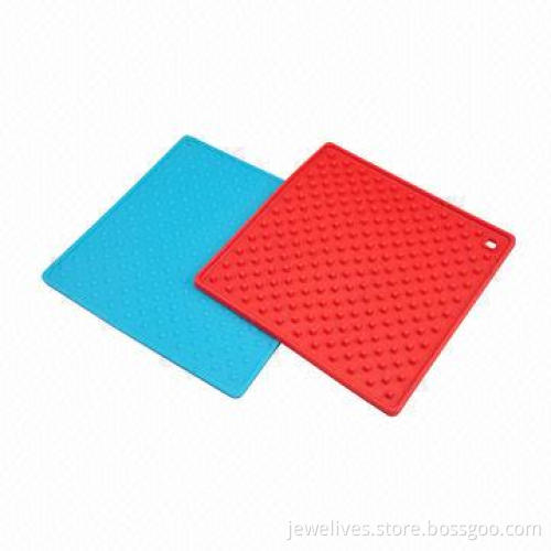 Square silicone mat for cup and glass